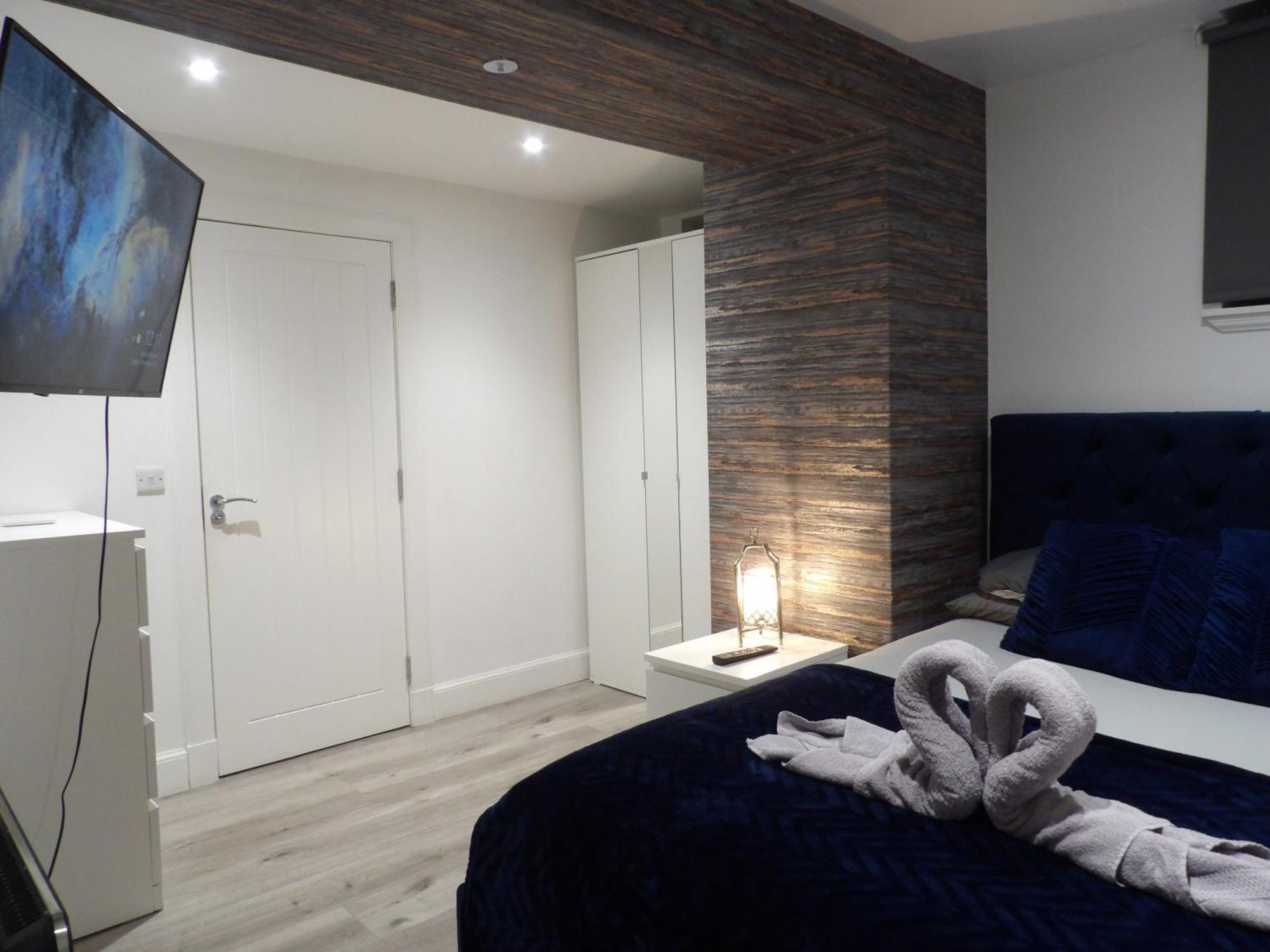 Lovely 3 Bedroom Apartment With Private Garden In Edinburgh City Centre Bagian luar foto